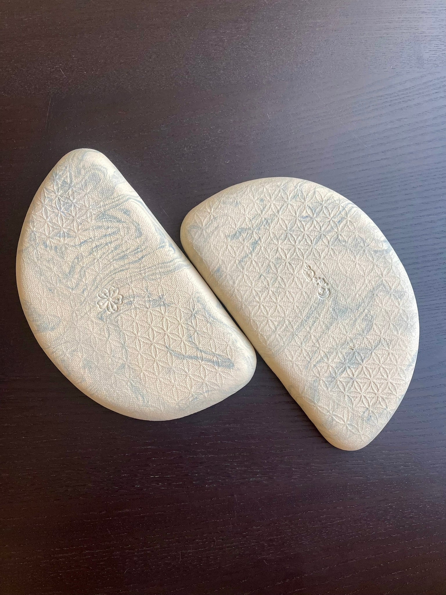 Small Crescent Dish 04
