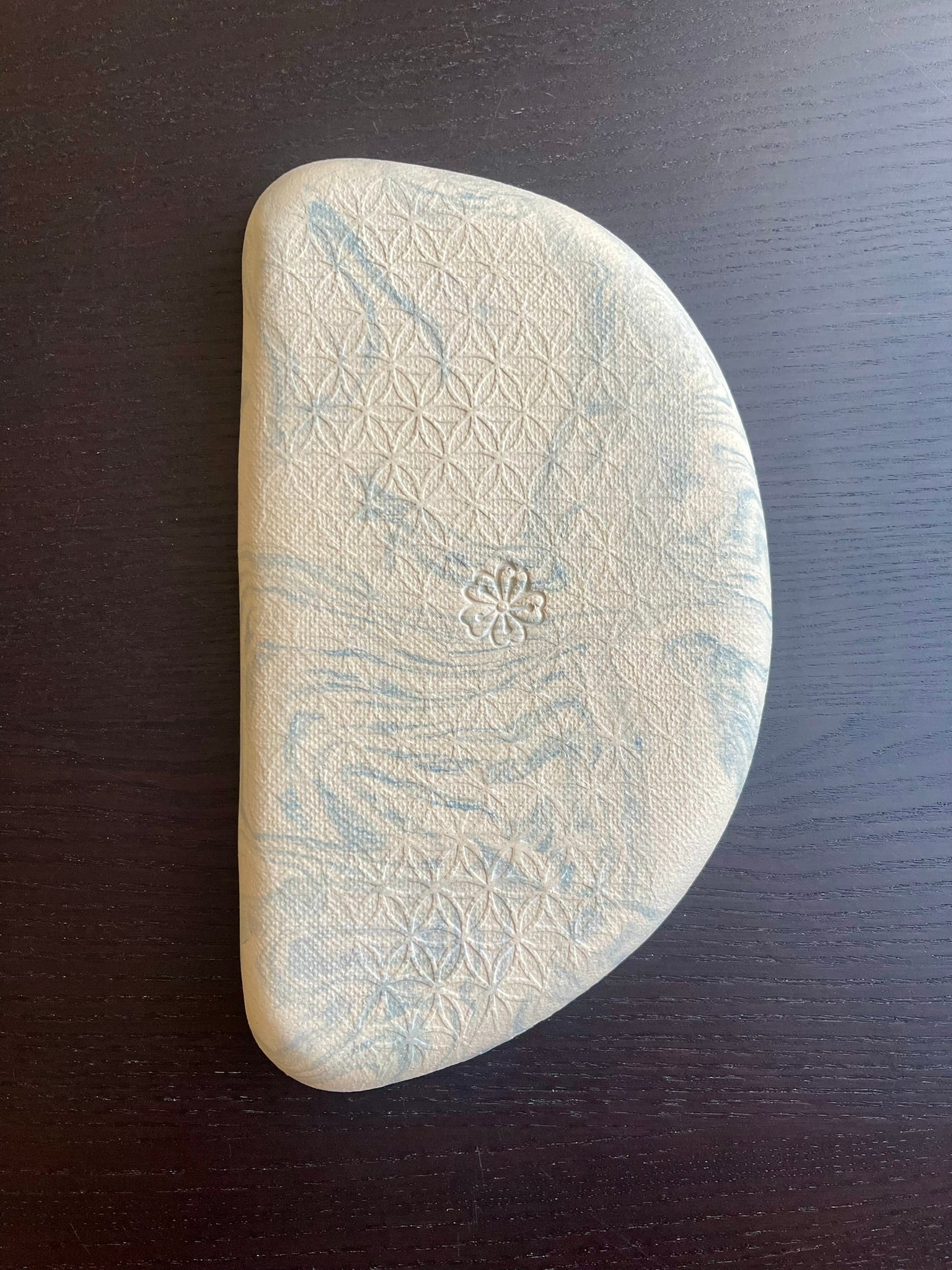 Small Crescent Dish 04