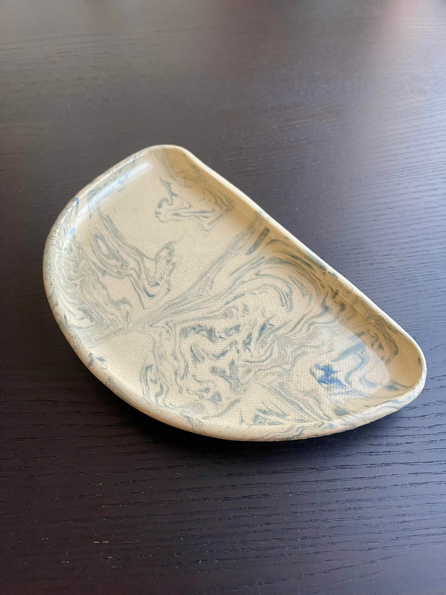 Small Crescent Dish 04